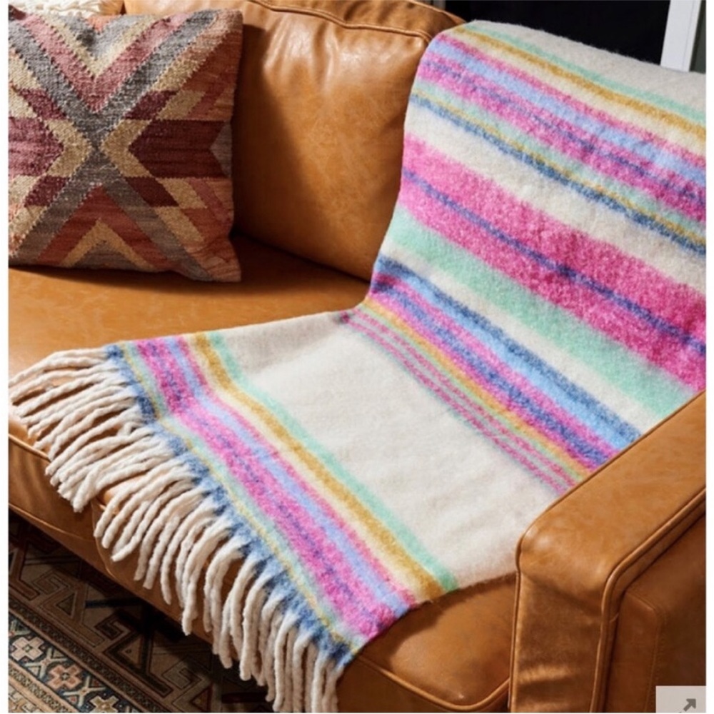 FREE PEOPLE Fringe Throw Blanket